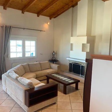 Sousoula Maisonette Apartament